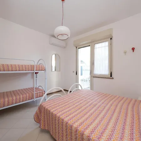 Apartament Flat With Terrace Lignano Sabbiadoro